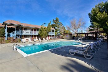 Hotel Americas Best Value Inn & Suites - Lancaster