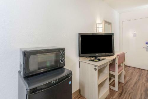 Motel 6 Del Rio