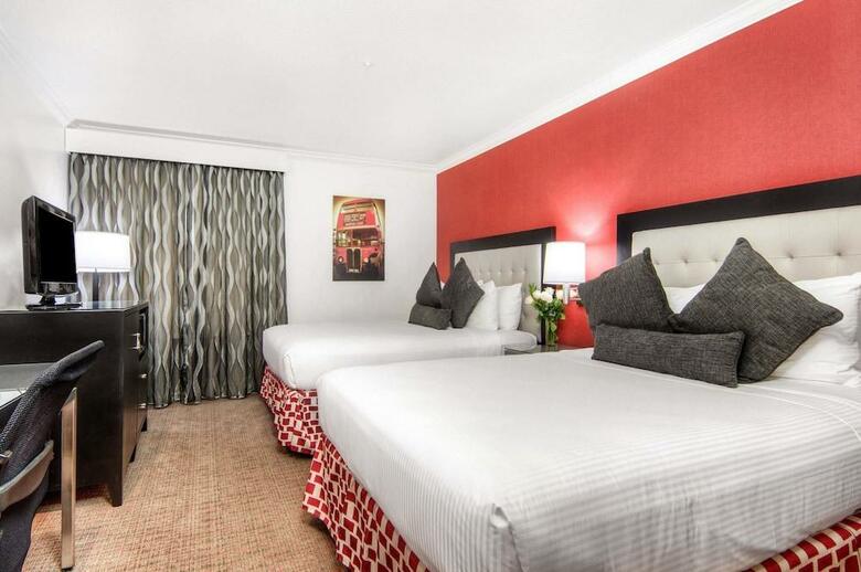 Hotel Aggie Inn