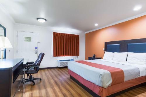 Hotel Motel 6 Mojave - Airport