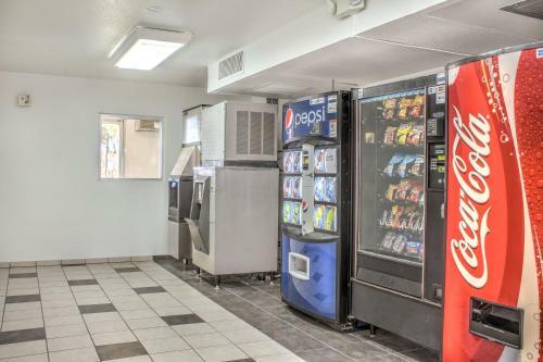 Motel 6 Mojave
