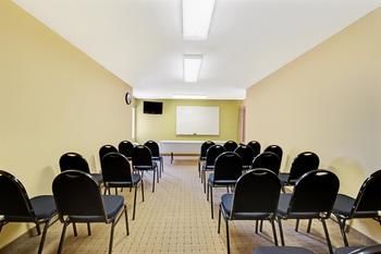Hotel Days Inn And Suites Desoto