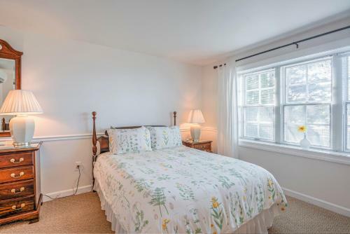 Bed & Breakfast Wades Point Inn On The Bay