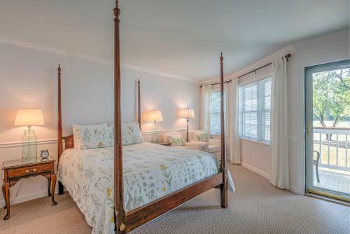 Bed & Breakfast Wades Point Inn On The Bay