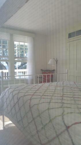 Bed & Breakfast Wades Point Inn On The Bay