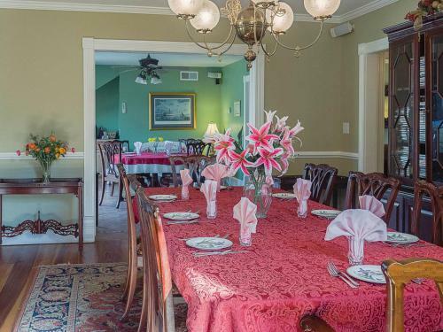 George Brooks House B&B