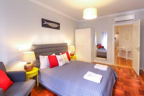 Cruz Apartments