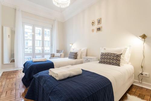 Cruz Apartments