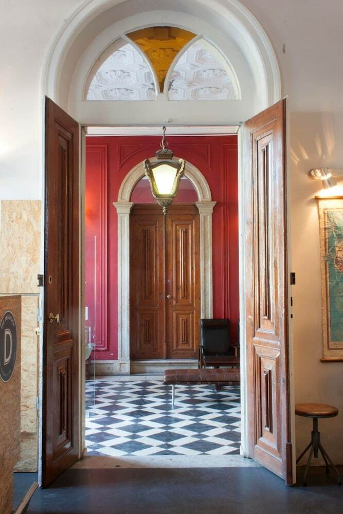 Hotel The Independente Hostel & Suites