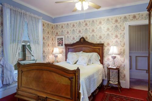 Roseberry House Bed & Breakfast