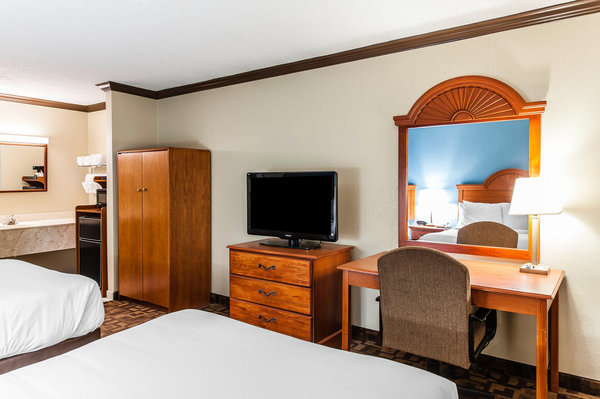 Hotel Quality Inn & Suites