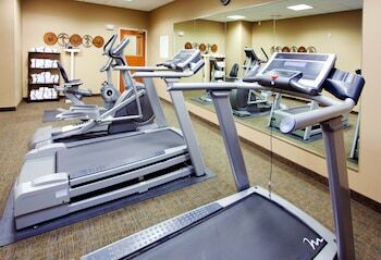 Holiday Inn Express Hotel & Suites Mount Airy