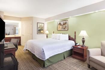Motel Baymont Inn And Suites - Tullahoma