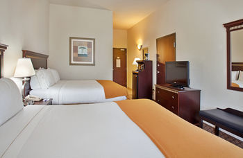 Holiday Inn Express Hotel & Suites Mcpherson