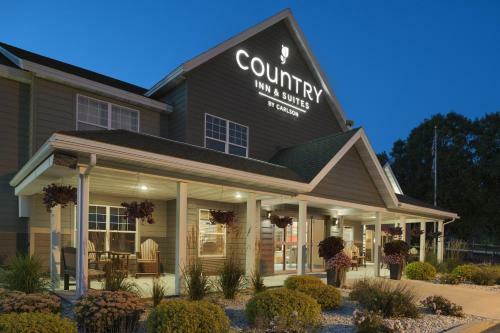Hotel Country Inn & Suites By Radisson, Decorah, Ia