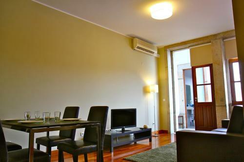Low Cost Tourist Apartments - Pal�cio Da Bolsa
