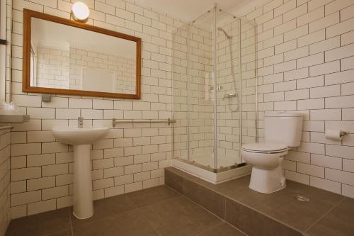 Hostal Amar Hostel & Suites