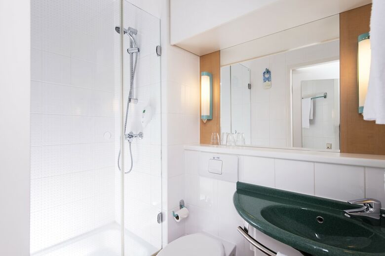 Ibis Hotel Berlin Airport Tegel