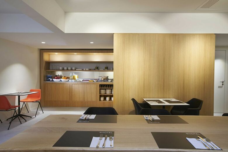 9hotel Sablon