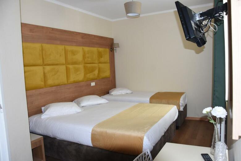 Sun Hotel