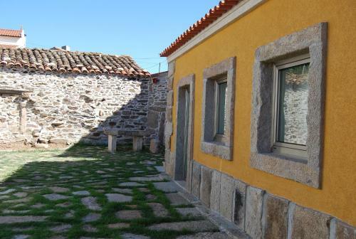 Agroturismo Curral De L Tiu Pino