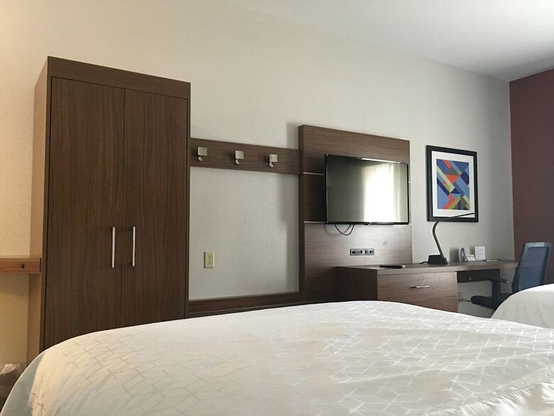 Hotel Holiday Inn Express Greensburg