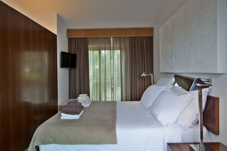 S�o Rafael Villas, Apartments & Guesthouse