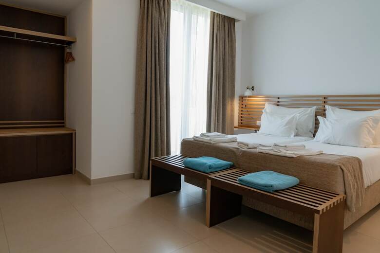 S�o Rafael Villas, Apartments & Guesthouse