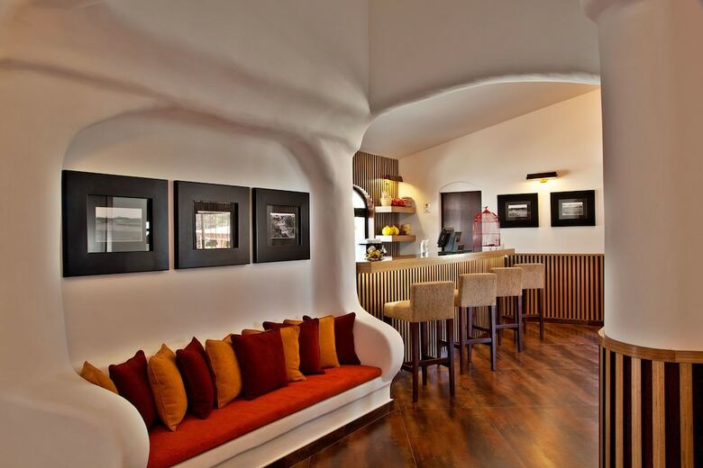S�o Rafael Villas, Apartments & Guesthouse