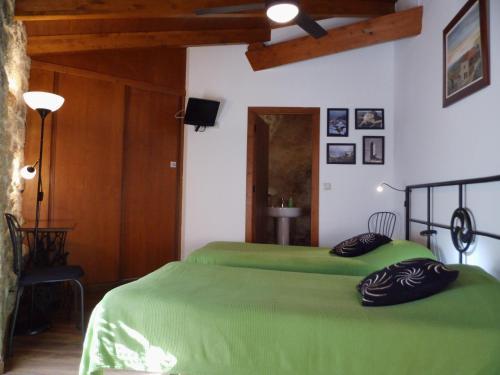 Hostal Taverna Lusitana