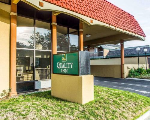 Hotel Quality Inn Martinez