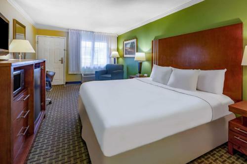 Hotel Days Inn By Wyndham Austintown