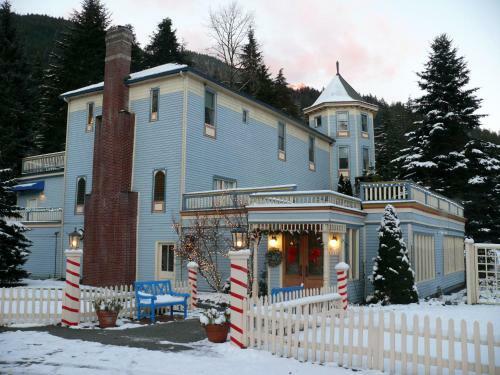 Posada Alexander's Country Inn At Mount Rainier