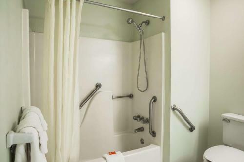 Hotel Econo Lodge Crystal Coast