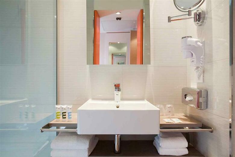 Hotel Mercure Paris 15 Porte de Versailles