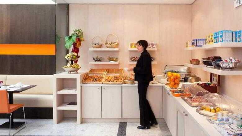 Hotel Mercure Paris 15 Porte de Versailles