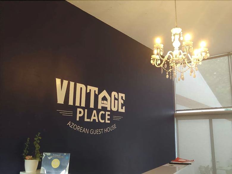 Hostal Vintage Place - Azorean Guest House