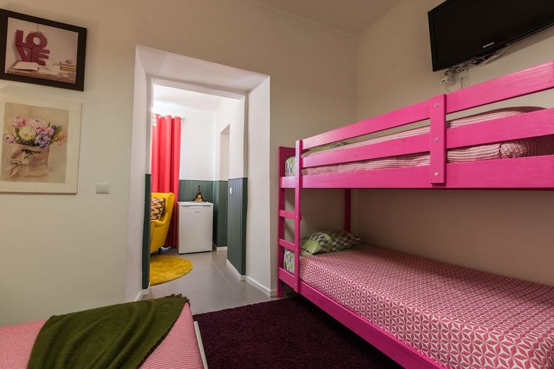 Hostal Vintage Place - Azorean Guest House