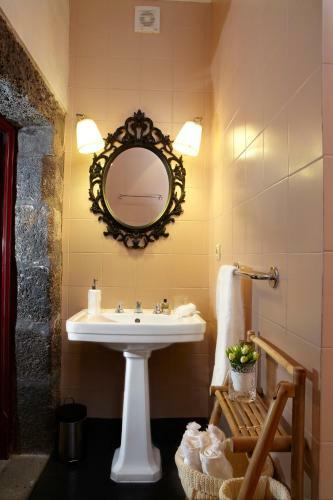 Hostal Solar Da Gl�ria Ao Carmo