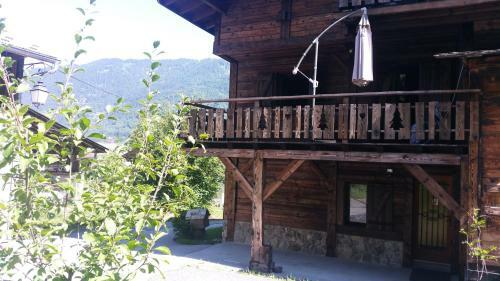 Bed & Breakfast Chambres D'h�tes Chalet De La Source