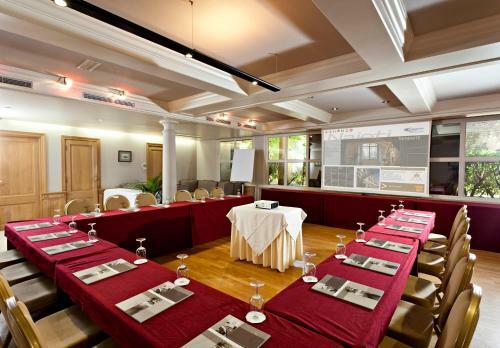 Hotel Hostellerie La Magnaneraie