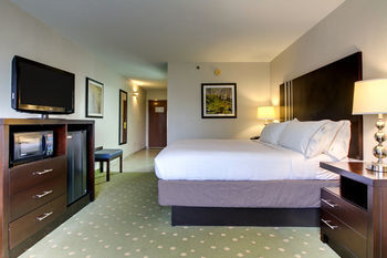 Holiday Inn Express Hotel & Suites Live Oak