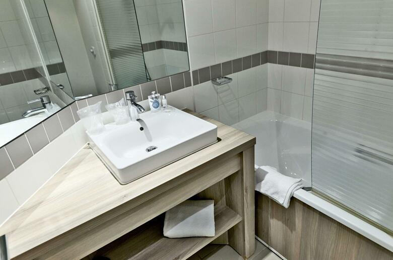 Hotel Kyriad Prestige Le Bourget - Aeroport