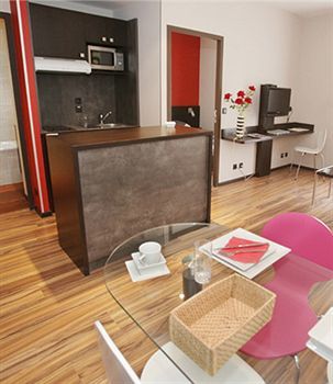 Aparthotel Business Park Hotel Gen�ve-thoiry