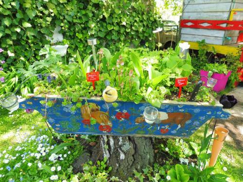 Bed & Breakfast La Roulotte De Lola - Chambre D'h�tes