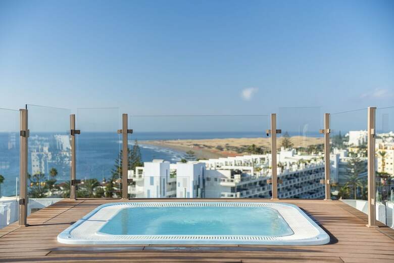 Hotel Caser�o