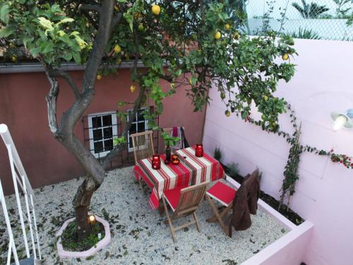 Traveling To Lisbon Castelo Apartments