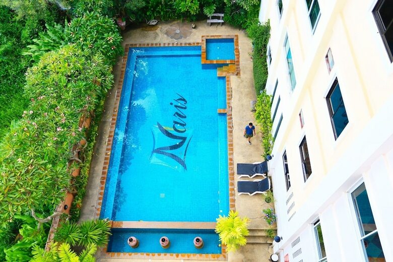 Naris Art Hotel