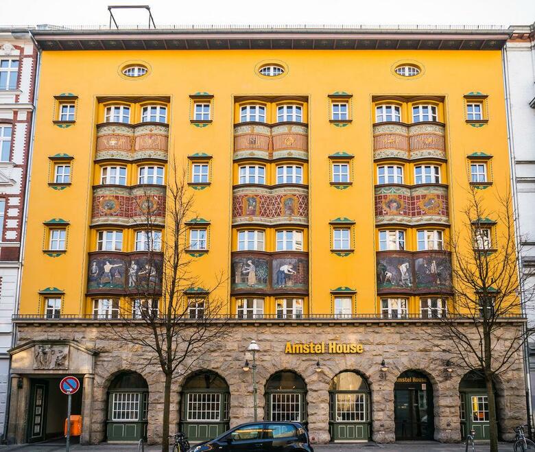 Apartamentos Amstel House Hostel