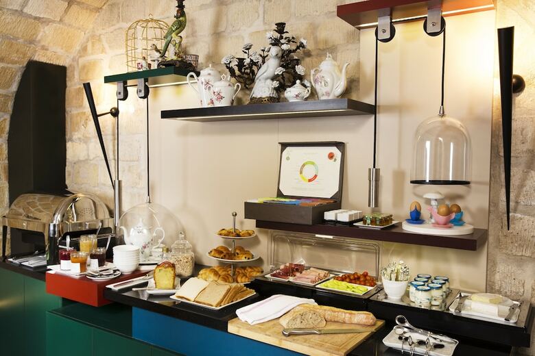 Hotel H�tel Du Panth�on